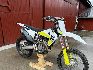 HUSQVARNA 250 FC