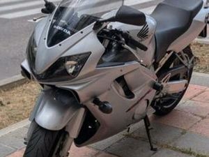 HONDA - CBR 600 F