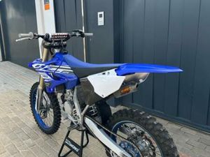 YAMAHA - YZ 125
