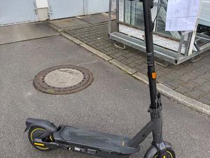 E-SCOOTER NINEBOT G2D MAX BY SEGWAY