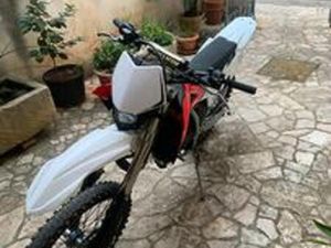 HUSQVARNA 125