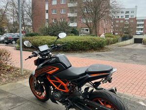 KTM DUKE 125