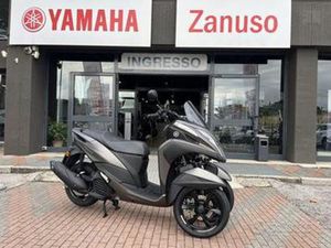 YAMAHA TRICITY 125 POCHI KM ANCHE PATENTE B
