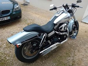 VENDS HARLEY DAVIDSON 1584 FATBOB ANNÉE 2011 33500 KMS