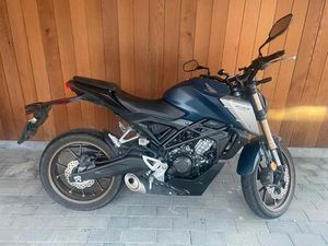② HONDA CB125R – SCHADEVRIJ – SLECHTS 7.982KM!