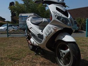 PEUGEOT SPEEDFIGHT 2 LC