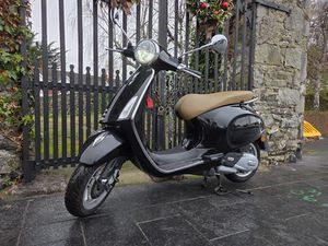 2023 VESPA PRIMAVERA 125 MOTO4U