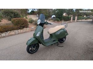 VESPA GTS 250