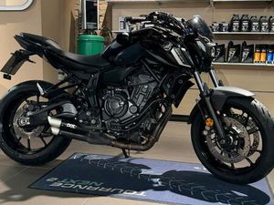 YAMAHA MT 07 PURE