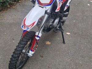 MOTO DE CROSS 150 CC ESSENCE ◊️