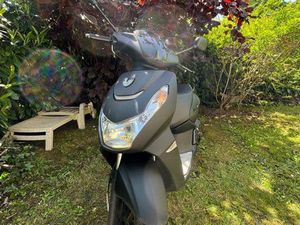 SCOOTER PEUGEOT KISBEE