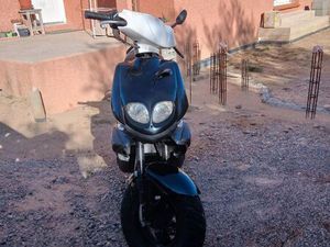 PEUGEOT TREKKER 2012