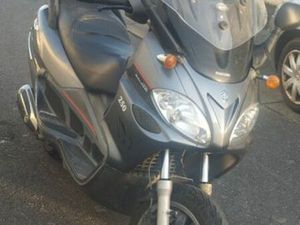 PIAGGIO X9 EVO 250