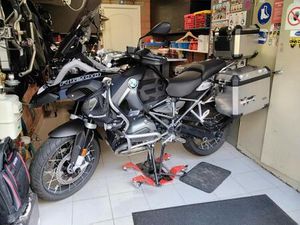 ② BMW R 1200 GS ADVENTURE, TRIPLE BLACK.