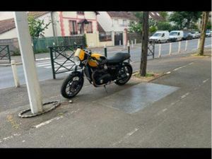 TRIUMPH STREET CUP 900 – 2017 – CAFÉ RACER