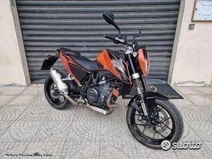 KTM DUKE 690 ABS - 7/2016 - MOTOR&APOS;S PASSION
