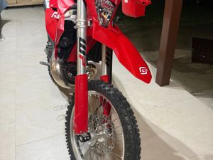 GASGAS EC EC 300 TBI →