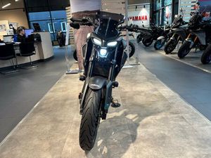 YAMAHA MT-125