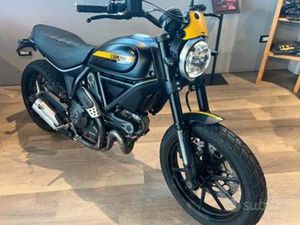 DUCATI SCRAMBLER FULL THROTTLE