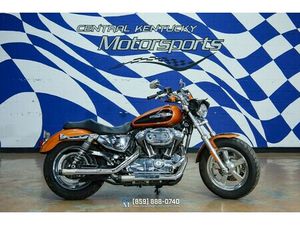 2016 HARLEY-DAVIDSON® SPORTSTER® 1200 CUSTOM