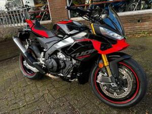 APRILIA TUONO V4 1100 FACTORY 2025 NIEUWSTAAT DARK KRAKEN — MOTOREN | APRILIA — MARKTPLAATS