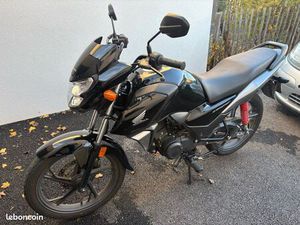 HONDA CB 125 F