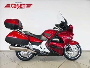 ② HONDA ST1300 A (ANNÉE DE CONSTRUCTION 2012)