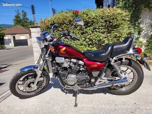 HONDA VF750C