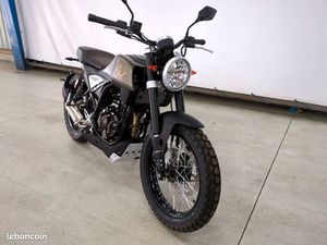 VENDS RIEJU CENTURY 125 - STYLE NÉO-RÉTRO - PARFAIT ÉTAT (CAUSE DÉMÉNAGEMENT)