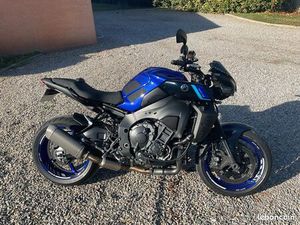 YAMAHA MT10 2022