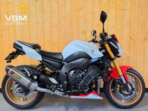 YAMAHA FZ 8 ABS FZ-8 FZ8 FAZER AKRAPOVIC VOLLEDIG SYSTEEM! — MOTOREN | YAMAHA — MARKTPLAATS