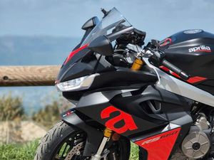 APRILIA RS660