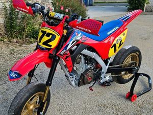 HONDA CRF125F MINIMOTARD