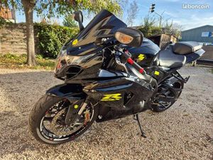MOTO SUZUKI GSXR1000