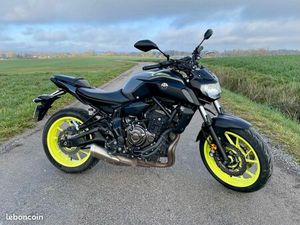 YAMAHA MT07 (A2)