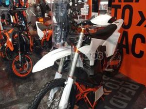 KTM - 450 RALLY REPLICA