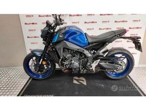 YAMAHA MT-09