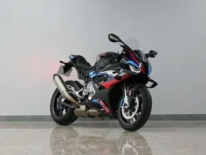 BMW M 1000 RR BOUGADO (SÃO MARTINHO E SANTIAGO)