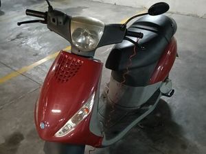PIAGGIO ZIP 50 CC IMPECÁVEL UNIÃO DE FREGUESIAS DA CIDADE DE SANTARÉM