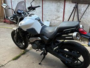 YAMAHA MT 03