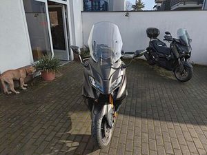 YAMAHA TMAX TECHMAX VORFÜHRER