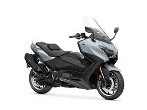 YAMAHA T-MAX TECH MAX BESTÄLL DIN 2026 HOS BIKE TROLLHÄTT • 2026