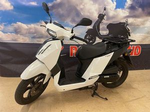 PEUGEOT TWEET 50 PRO LIEFERFAHRZEUG 45 KM/H 4-TAKT I.E