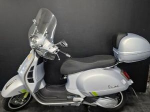 VESPA GTS 300 2024 300 CM3 | SCOOTER | 2 540 KM | 33700 MERIGNAC