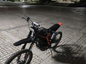 SURRON LIGHT BEE →