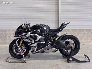 DUCATI PANIGALE V4S