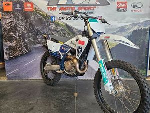 HUSQVARNA 450 FC 2023 A PARTIR DE 112 EUROS / MOIS