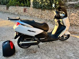 SCOOTER PEUGEOT