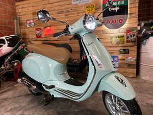 ② PIAGGIO VESPA PRIMAVERA 125 CC • 50KM • 2024