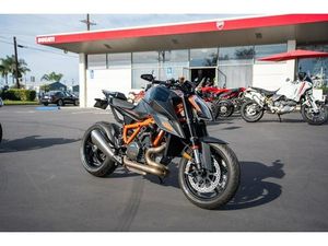 2021 KTM 1290 SUPER DUKE R 1290 R